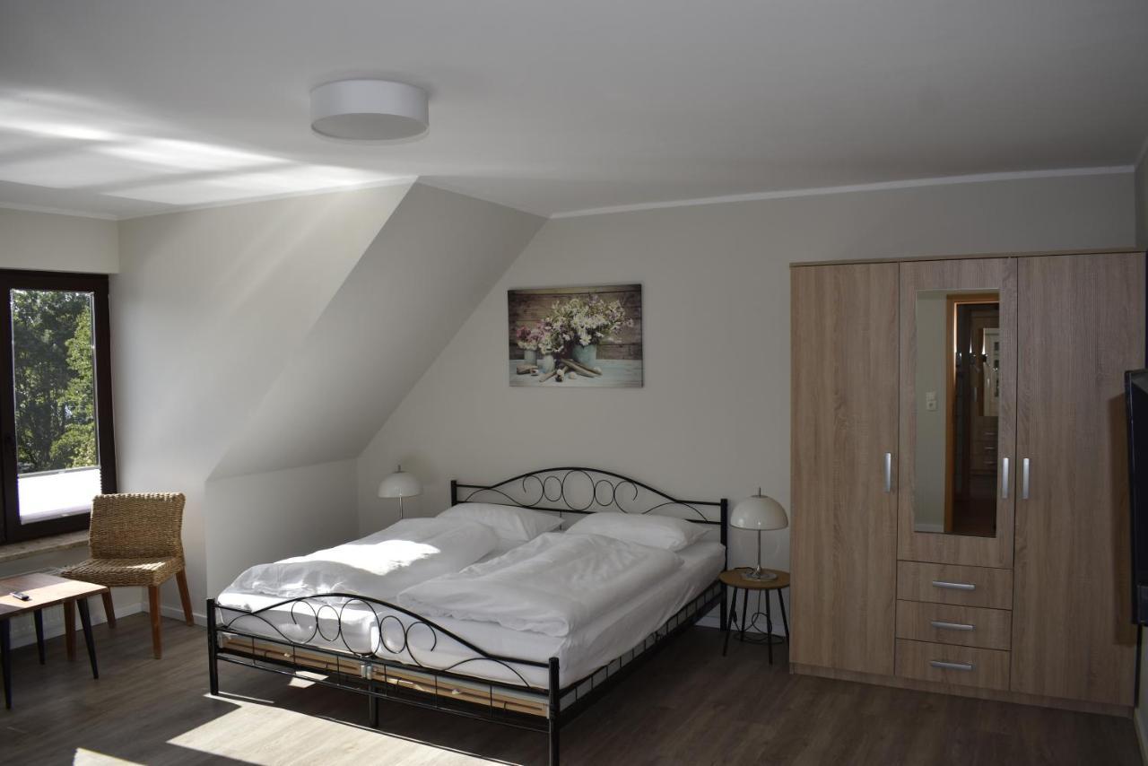 Pension Zur Schleuse Garni Am Elbe Luebeck - Kanal In Witzeeze Esterno foto